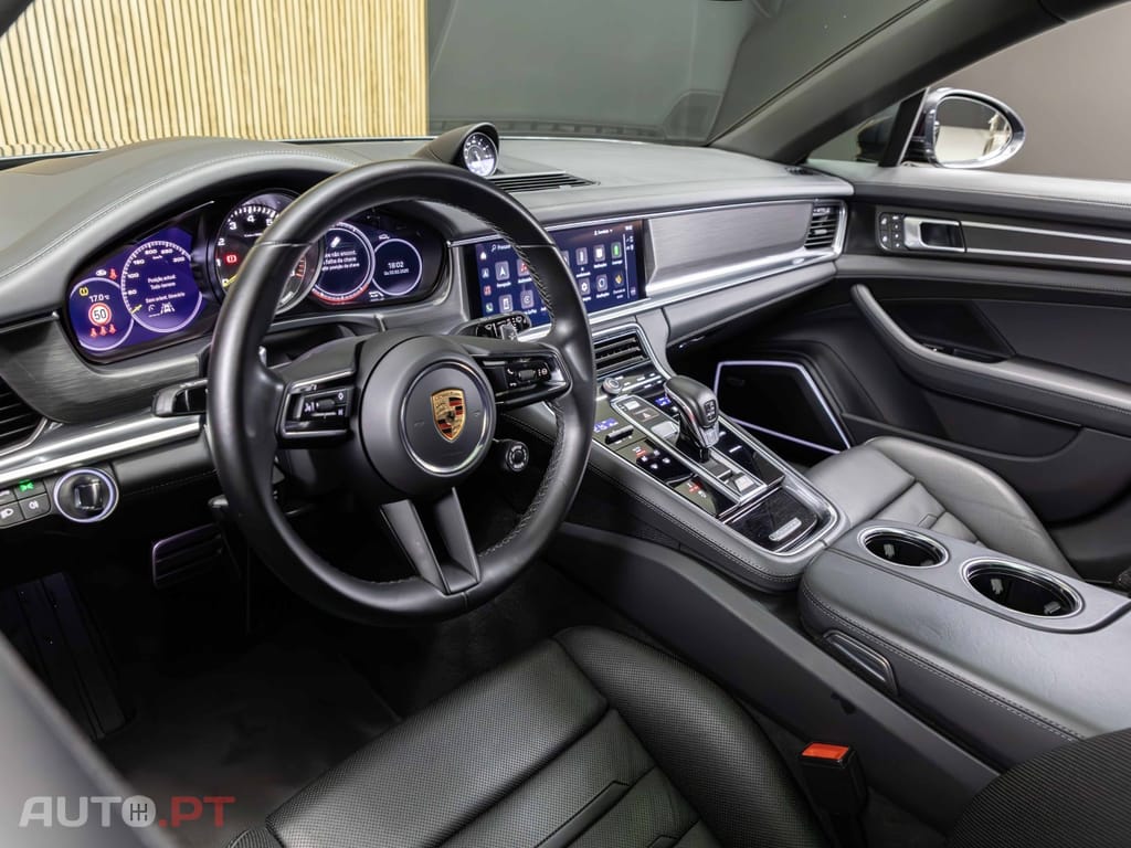 Porsche Panamera 4 E-Hybrid Platinum Edition PDLS