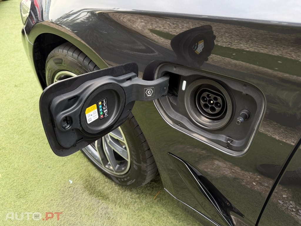 BMW 530 e Pack Desportivo M