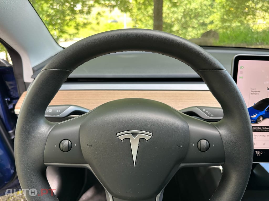Tesla Model 3 Long-Range Dual Motor AWD