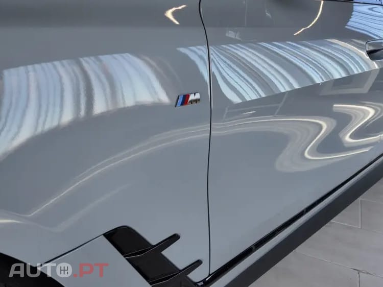 BMW i4 M50 Pack Desportivo M Pro