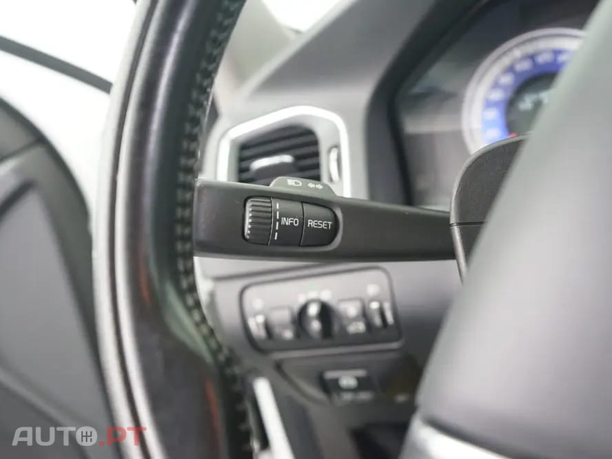 Volvo V60 1.6 D2 R-Design