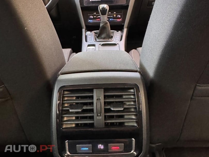 Volkswagen Passat 1.5 TSI Trendline