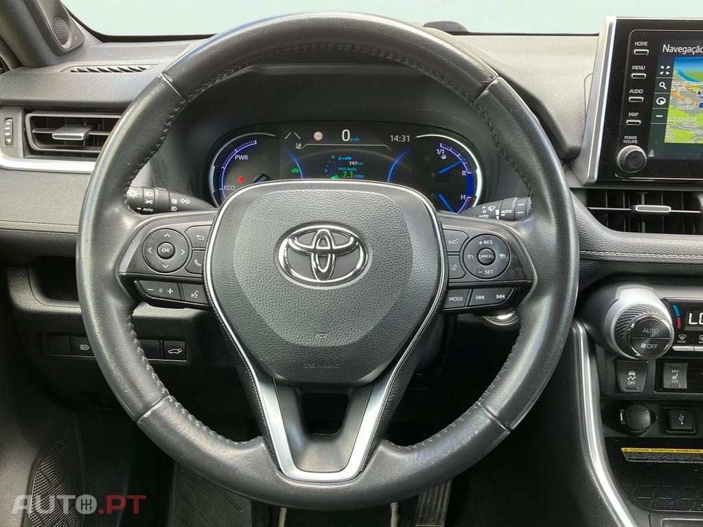 Toyota RAV4 2.5 HDF Black Edition