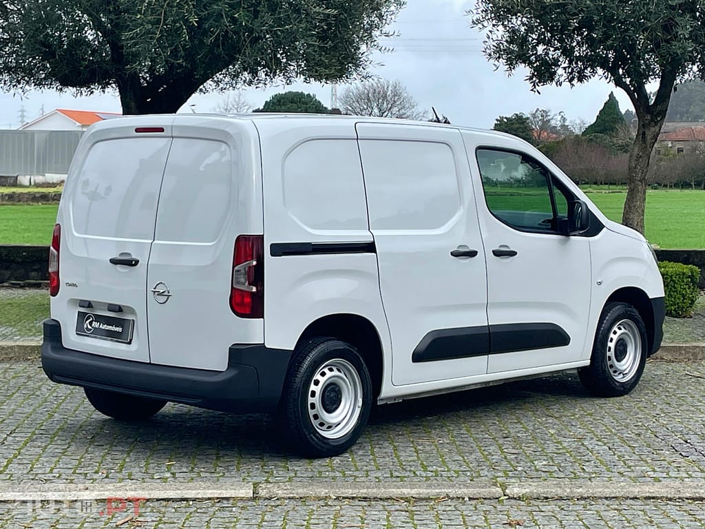 Opel Combo 1.5 CDTI IVA Dedutível