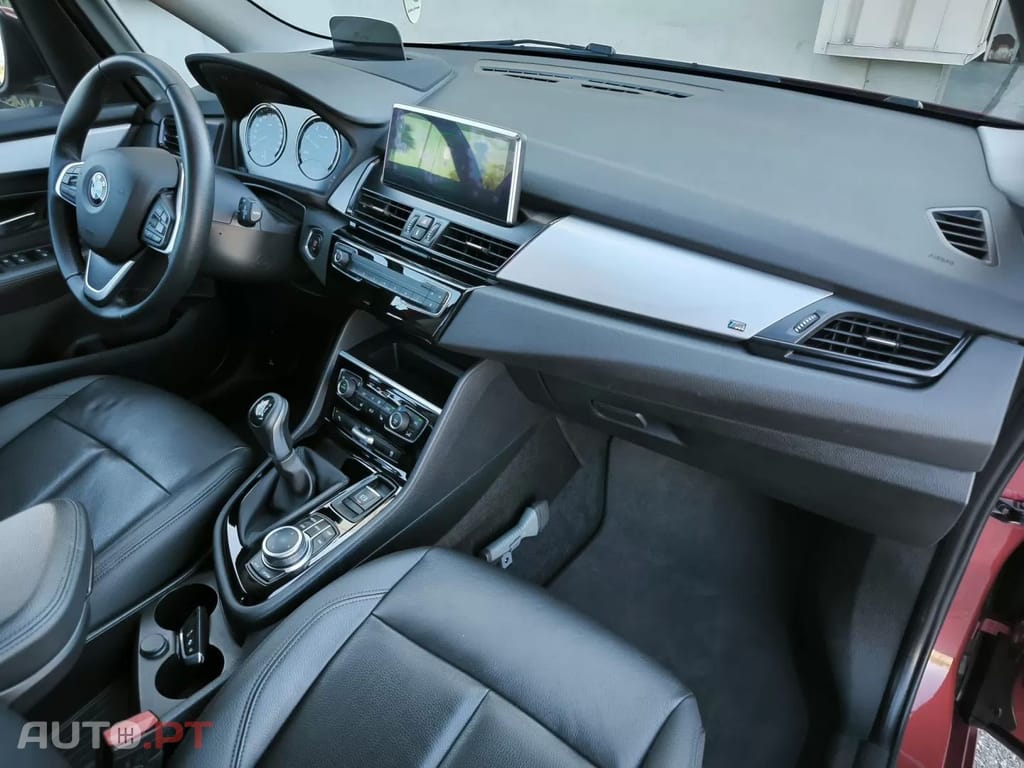 BMW 216 d Line Luxury