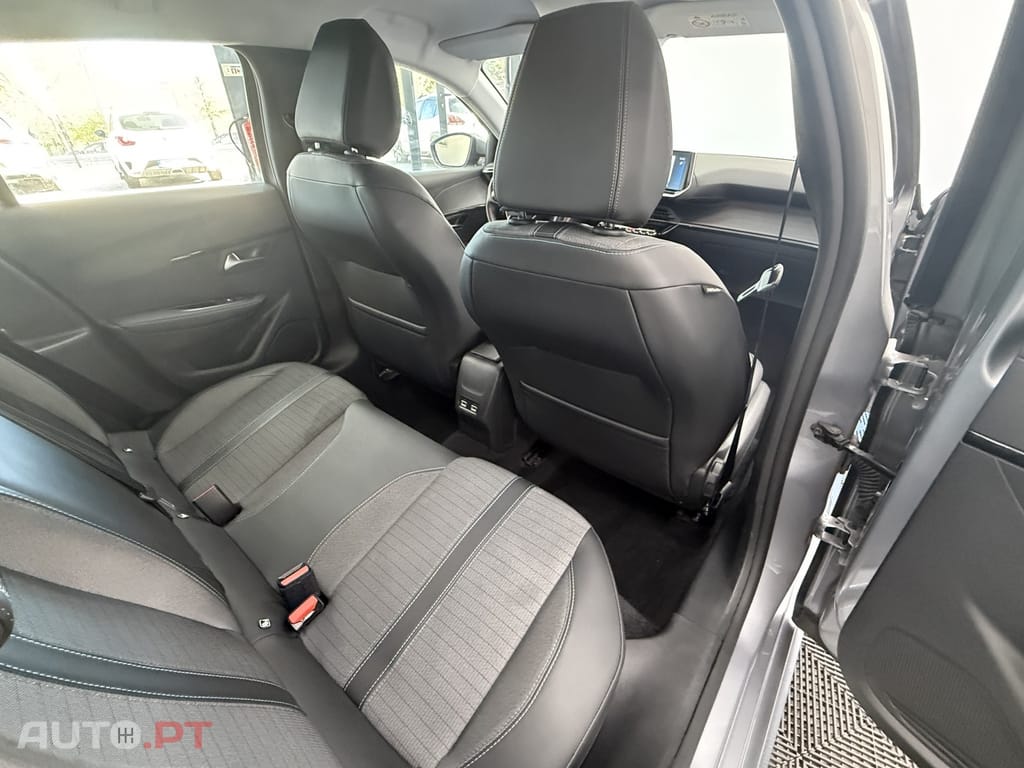 Peugeot 208 1.2 PureTech Allure Pack