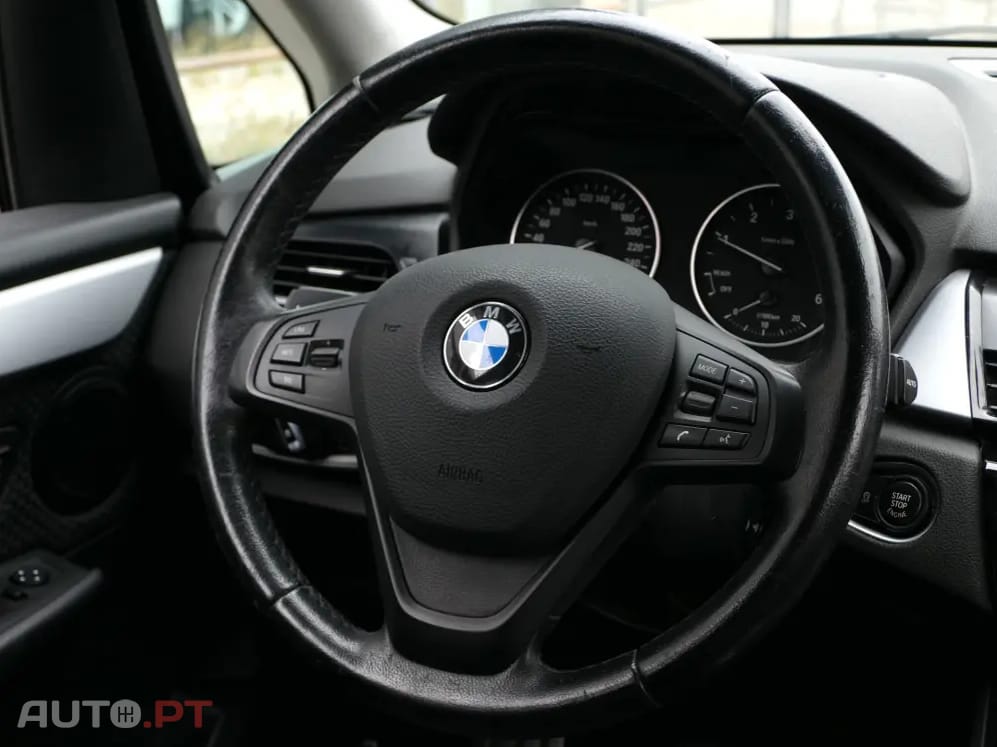 BMW 216 d Advantage Auto