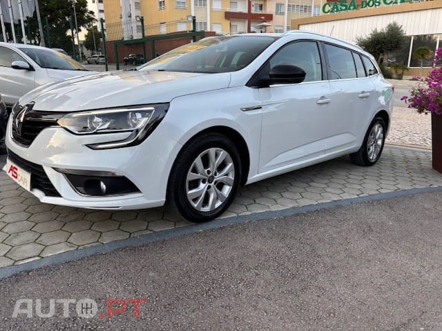 Renault Mégane Sport Tourer 1.3 TCe Intens EDC