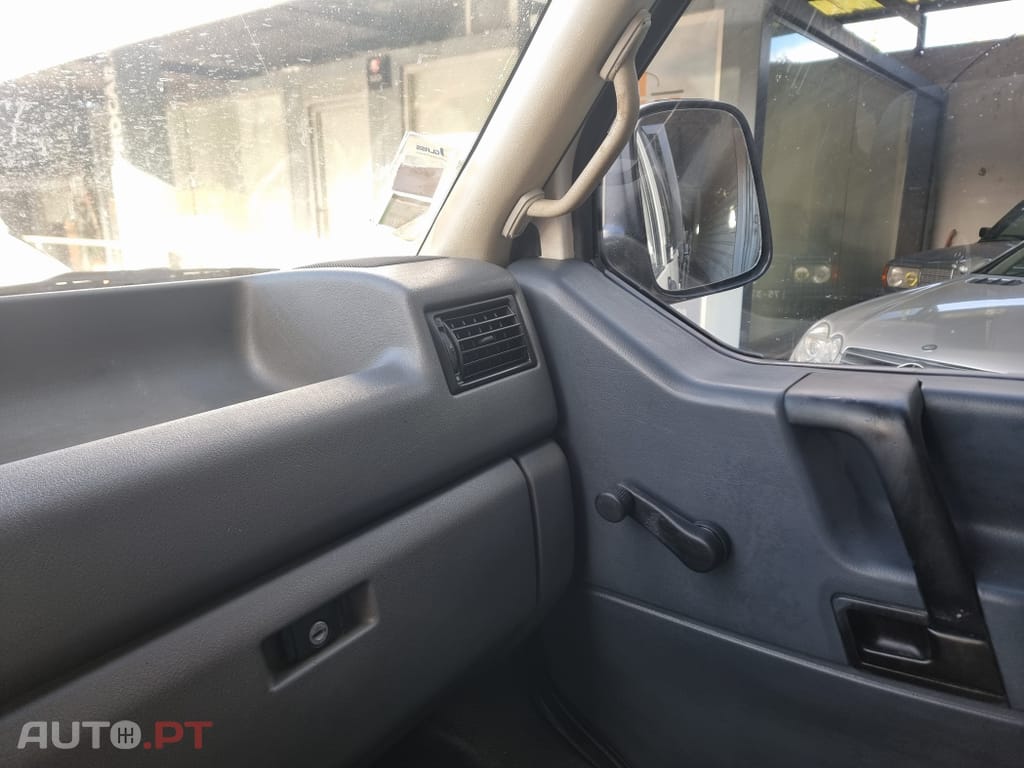 Volkswagen Transporter 2.4 D C. Dupla