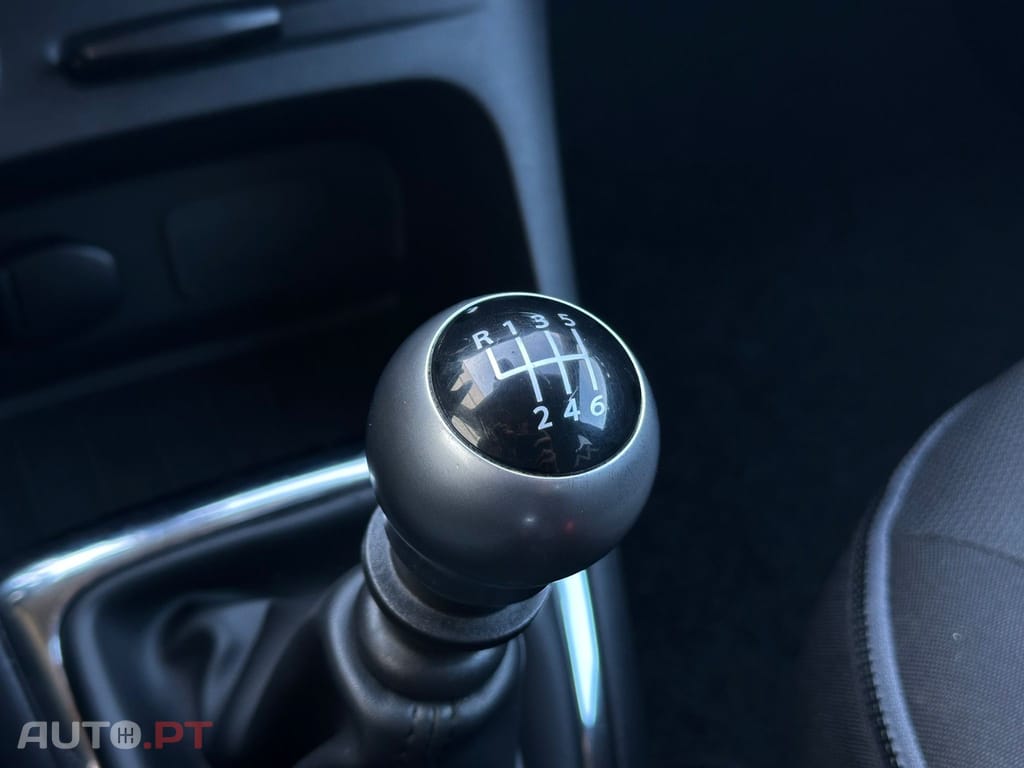 Renault Captur ENERGY TCe 120 LIMITED