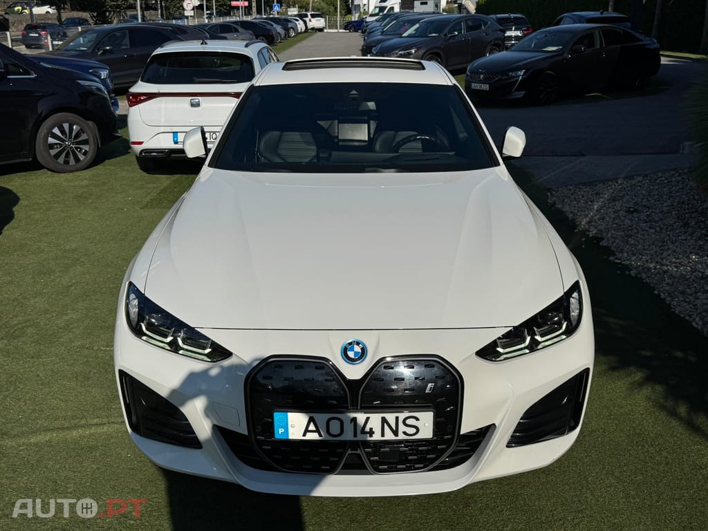 BMW i4 eDrive40 Pack Desportivo M
