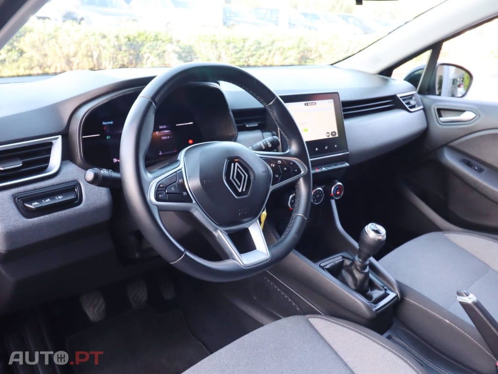 Renault Clio 1.0 TCe Techno CVT