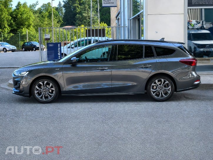 Ford Focus SW 1.0 EcoBoost MHEV ST-Line X
