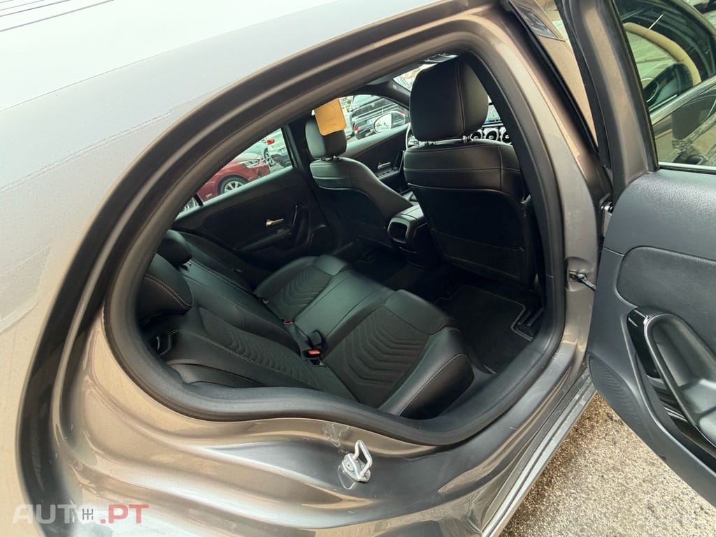 Mercedes-Benz A 180 d Edition 19