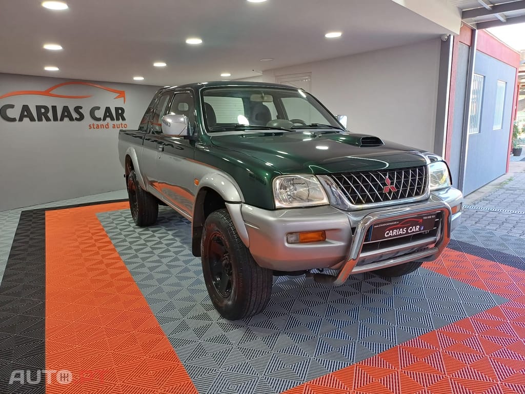 Mitsubishi L200 2.5 TD Club 3L