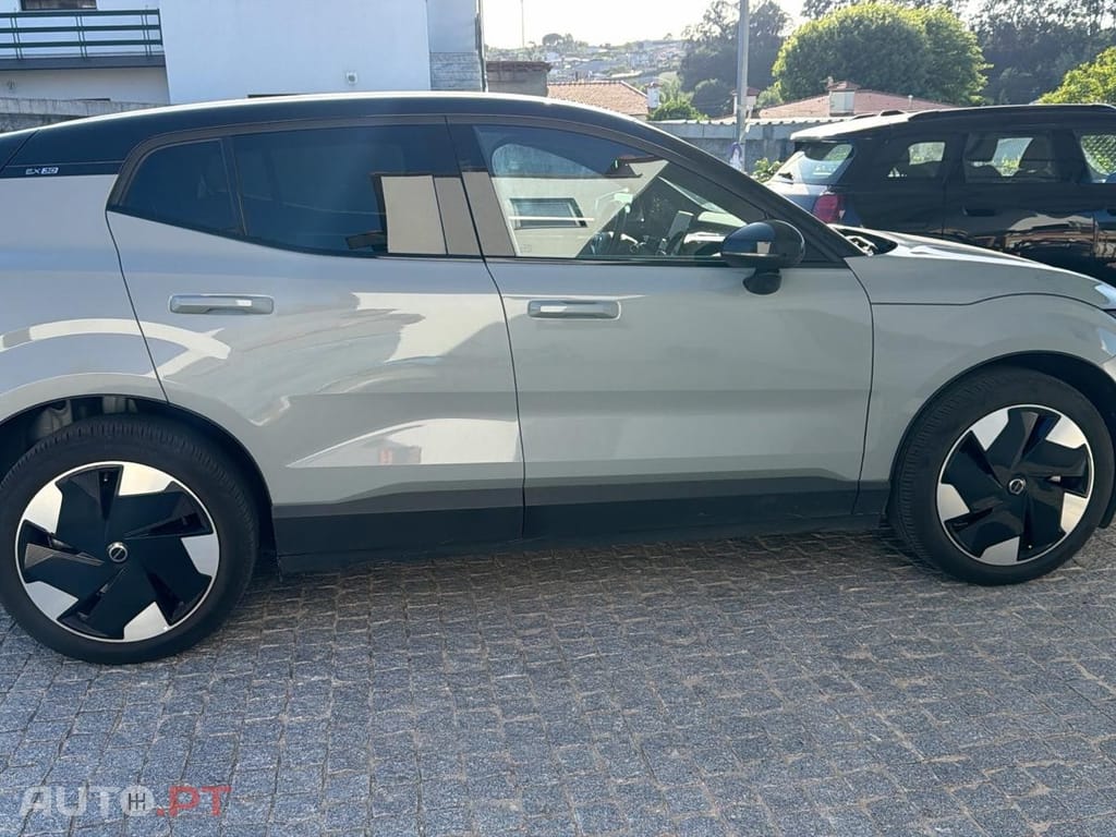 Volvo EX30 69 kWh Single Motor Extended Range Ultra