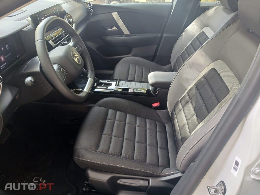 Citroen C4 1.2 Hybrid Plus e-DSC6