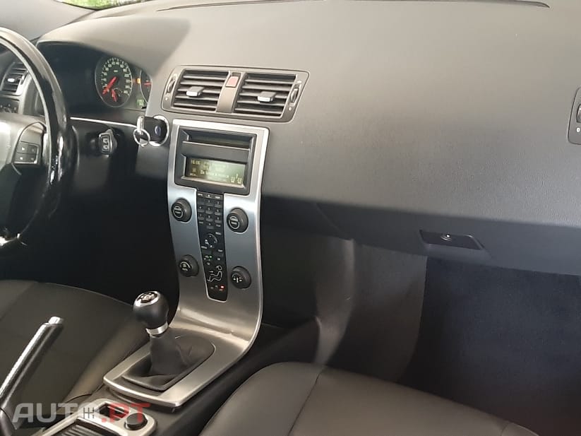 Volvo V50 Momentum 1.6D 110 CV