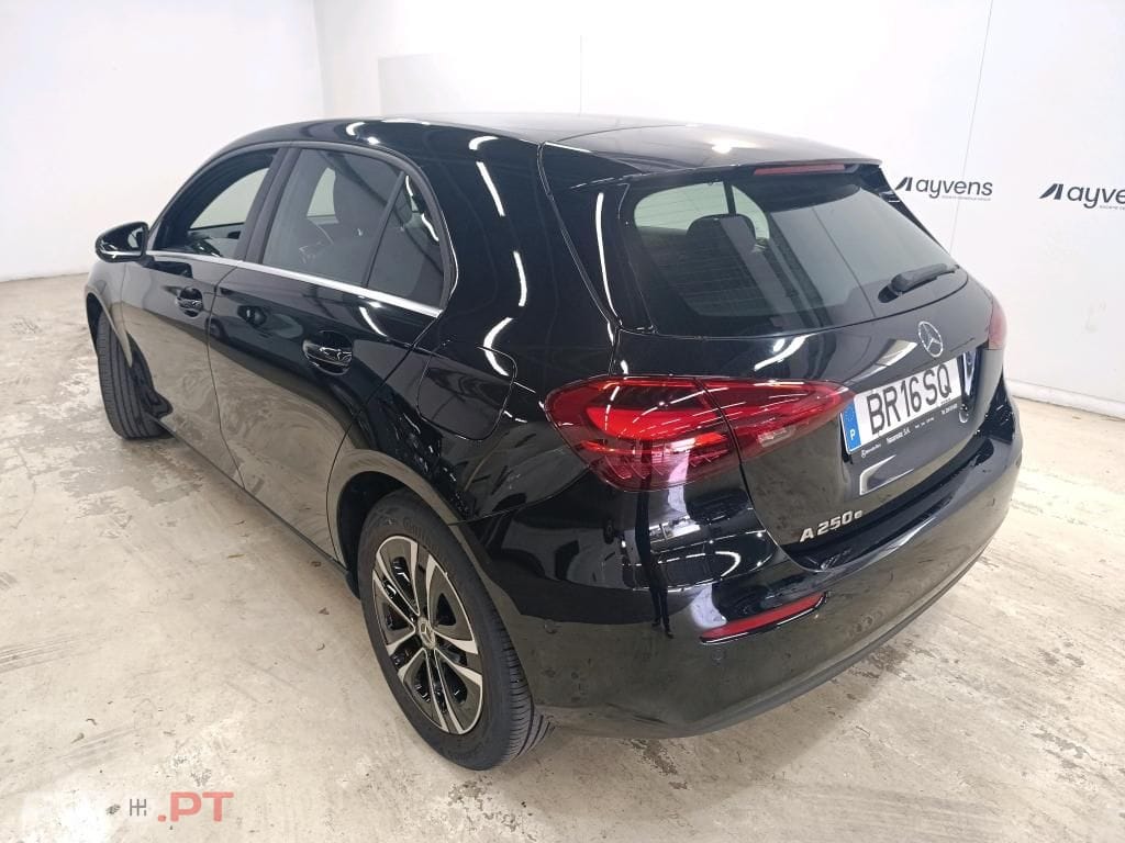 Mercedes-Benz A 250 e