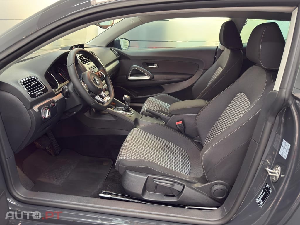 Volkswagen Scirocco 2.0 TDI Sport DSG