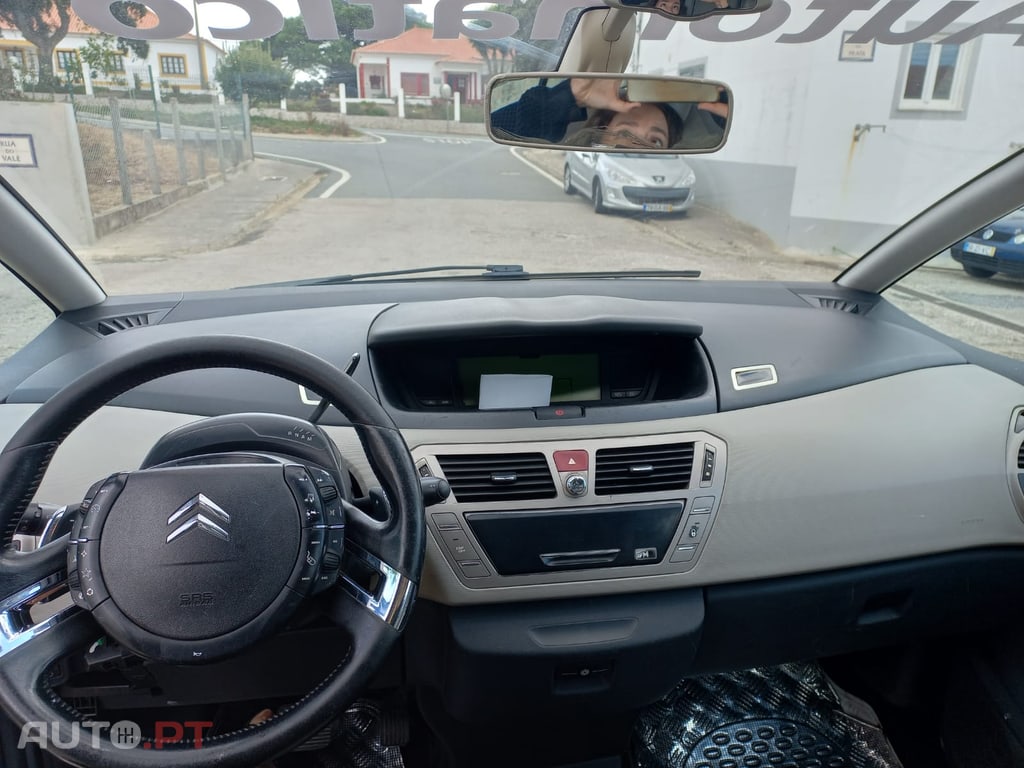 Citroen C4 Grand Picasso HDMI 1.6