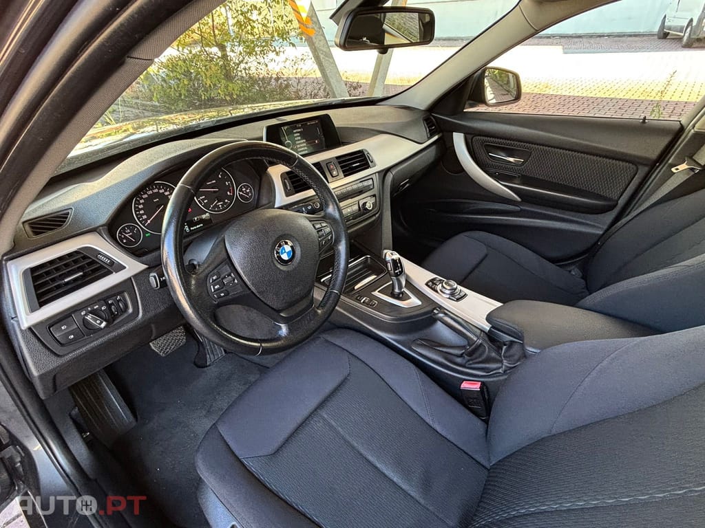 BMW 320 d ED Advantage Auto