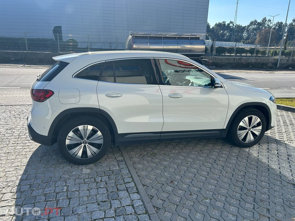 Mercedes-Benz EQA 300 4Matic Progressive