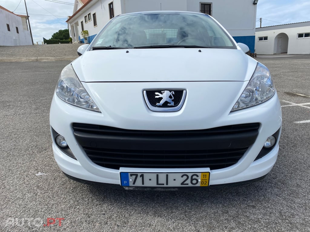 Peugeot 207 1.4 HDi