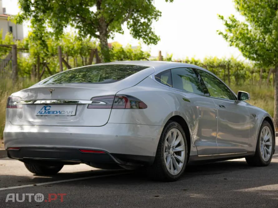 Tesla Model S 70D AWD