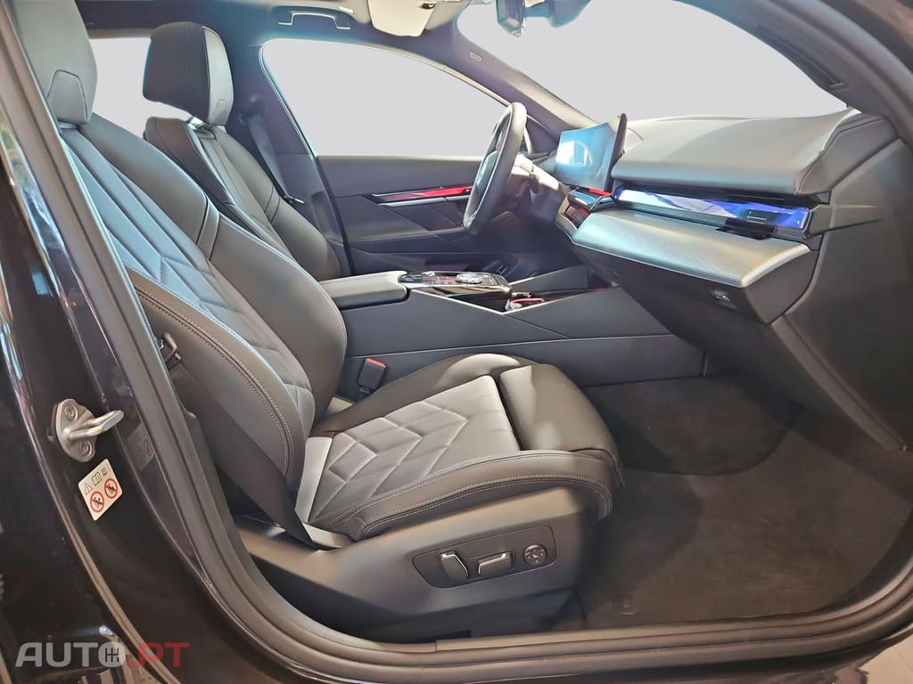 BMW i5 I.V.A DEDUTIVEL M60 xDrive Touring