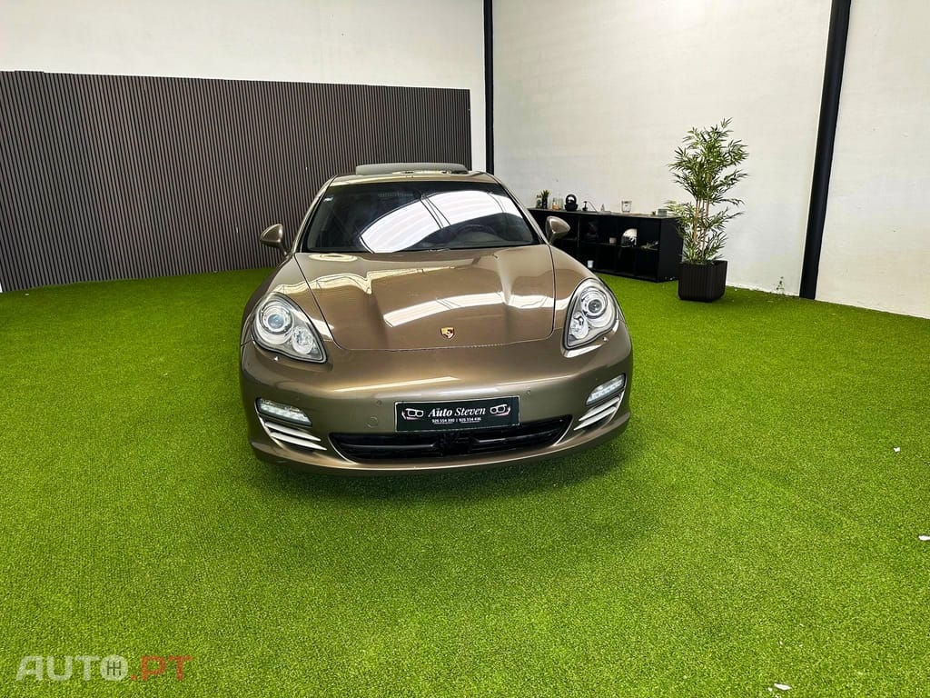 Porsche Panamera PDK