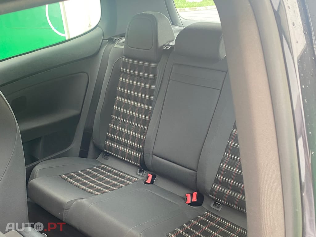 Volkswagen Golf 5 GTI