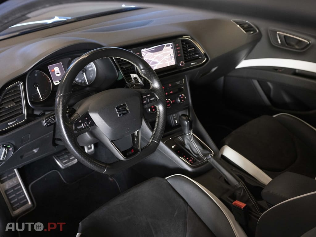 Seat Leon SC 2.0 TSI S&S DSG Cupra 290