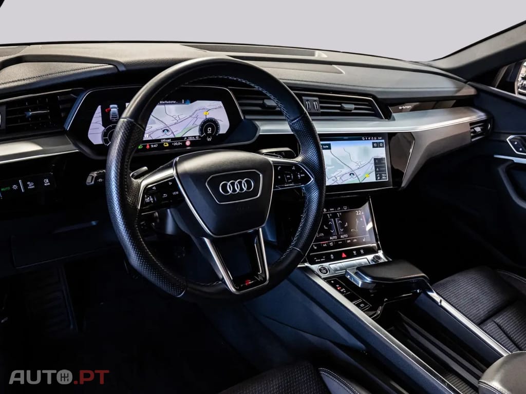Audi E-Tron I.V.A DEDUTÍVEL 50 S LINE
