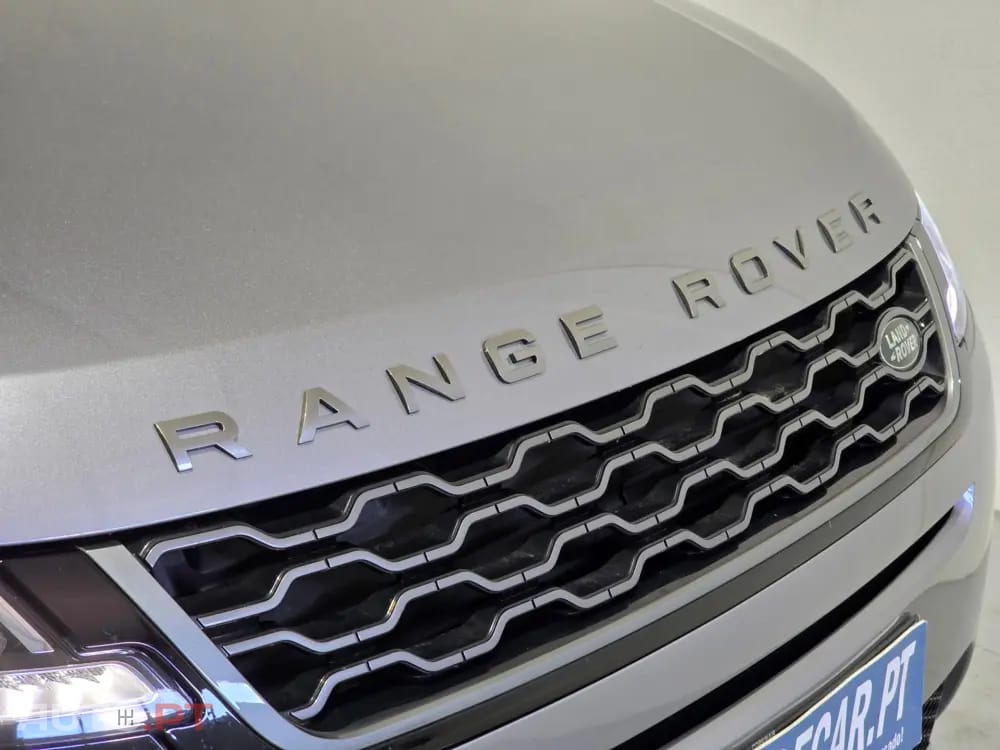 Land Rover Evoque P300e R-Dynamic