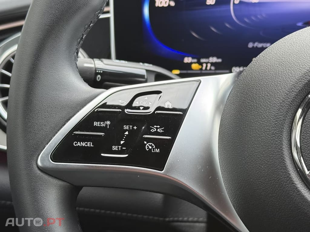 Mercedes-Benz EQE 300 