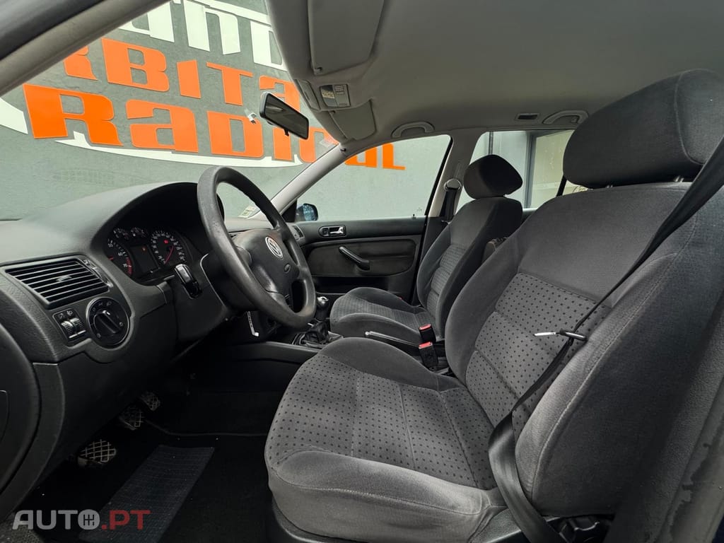 Volkswagen Golf 1.6i 25 Anos