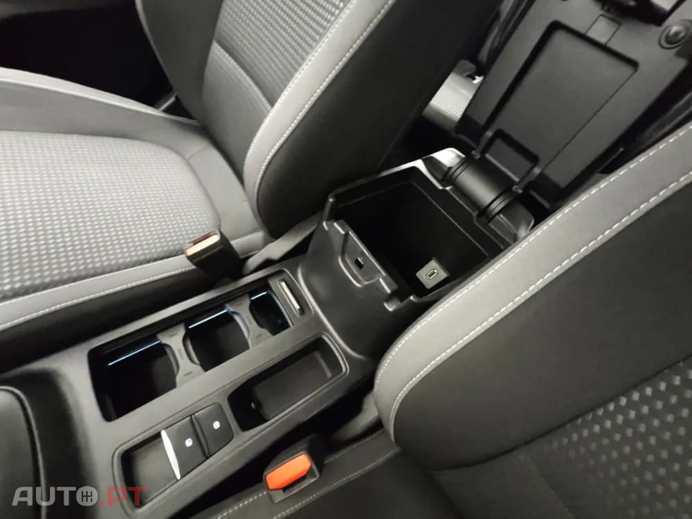 Ford Focus SW 1.0 EcoBoost MHEV Connected