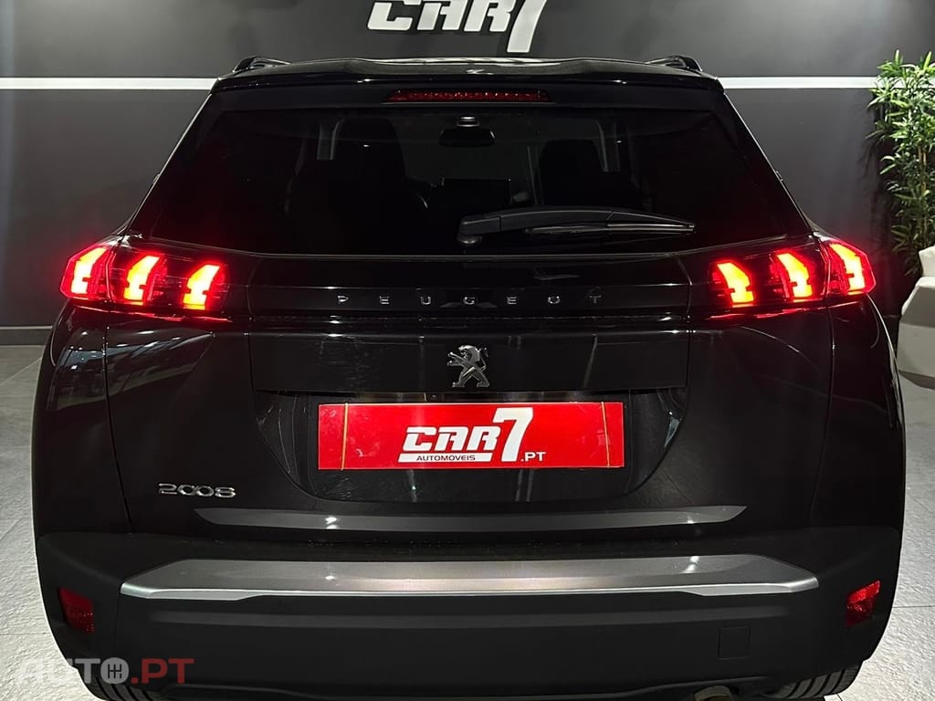 Peugeot 2008 PureTech 100 Allure