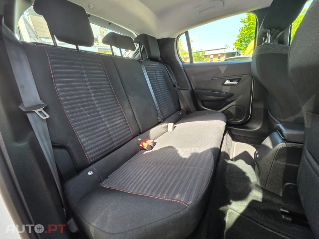 Peugeot E-208 50 kWh Active Pack