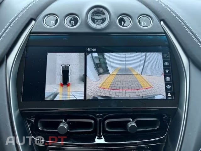 Aston Martin DBX 4.0 V8