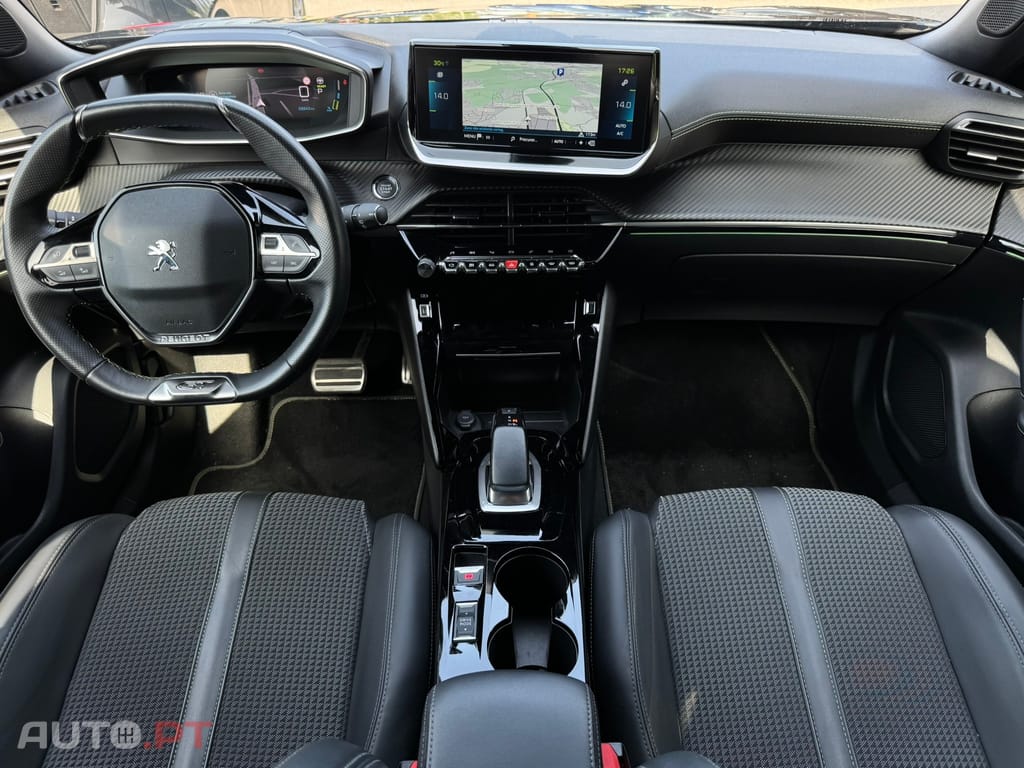 Peugeot E-2008 50 kWh GT