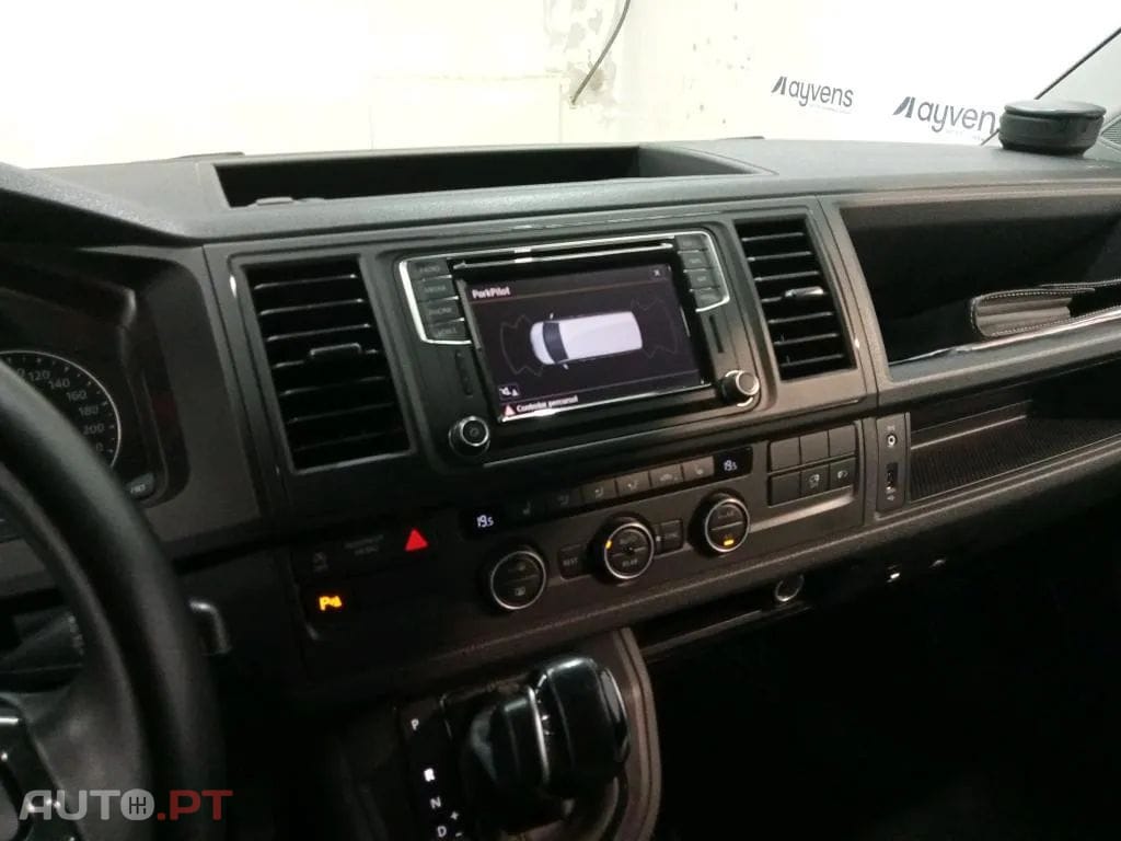 Volkswagen Caravelle 2.0 TDi BM Comfortline DSG