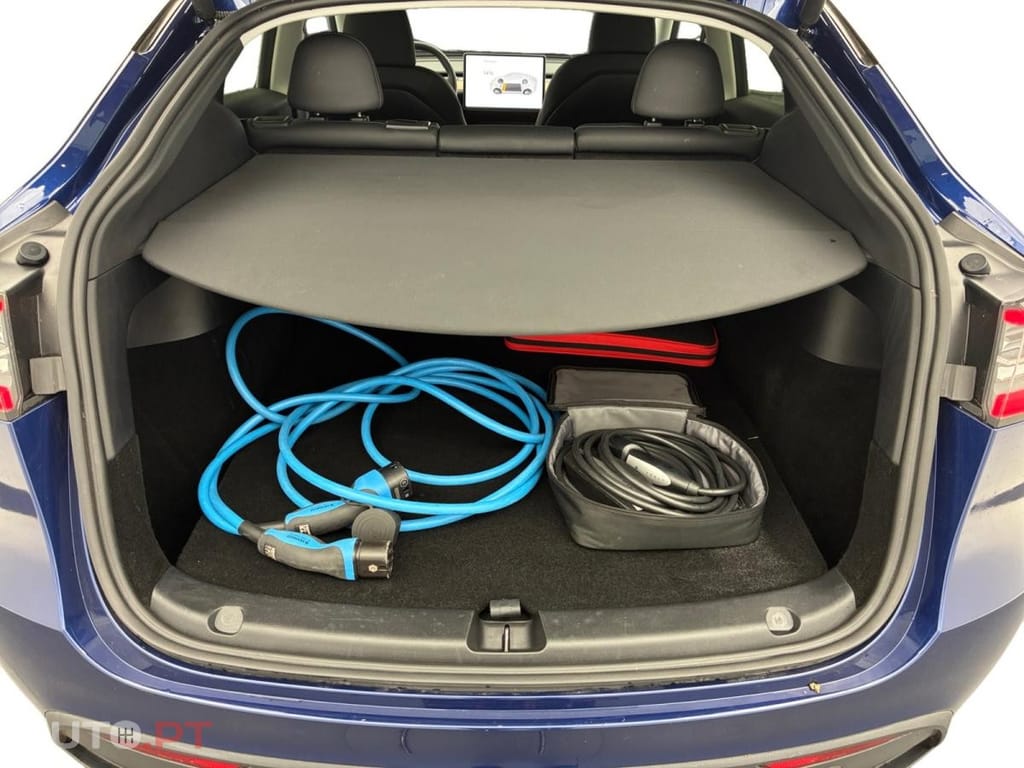 Tesla Model Y Long Range Dual Motor AWD