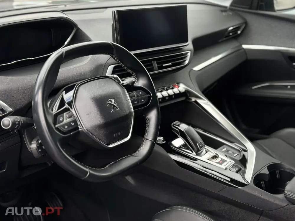 Peugeot 3008 1.5 BlueHDi Allure EAT8