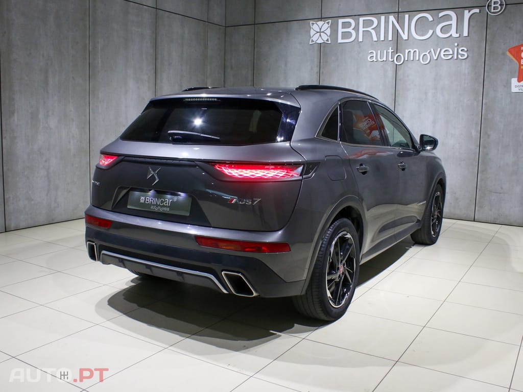 DS DS7 Crossback E-Tense Performance Line EAT8