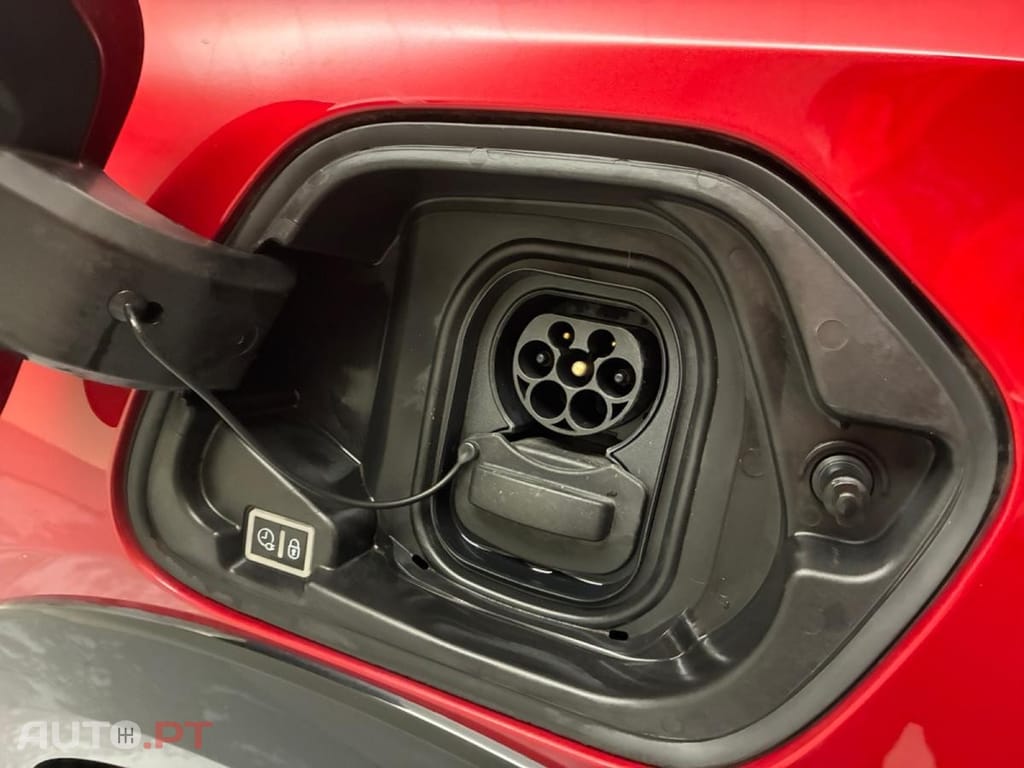 Peugeot E-208 50 kWh Active Pack