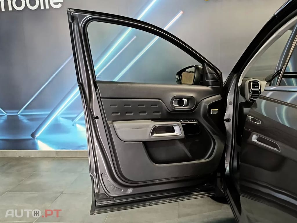 Citroen C5 Aircross 1.6 Hybrid Shine e-EAT8