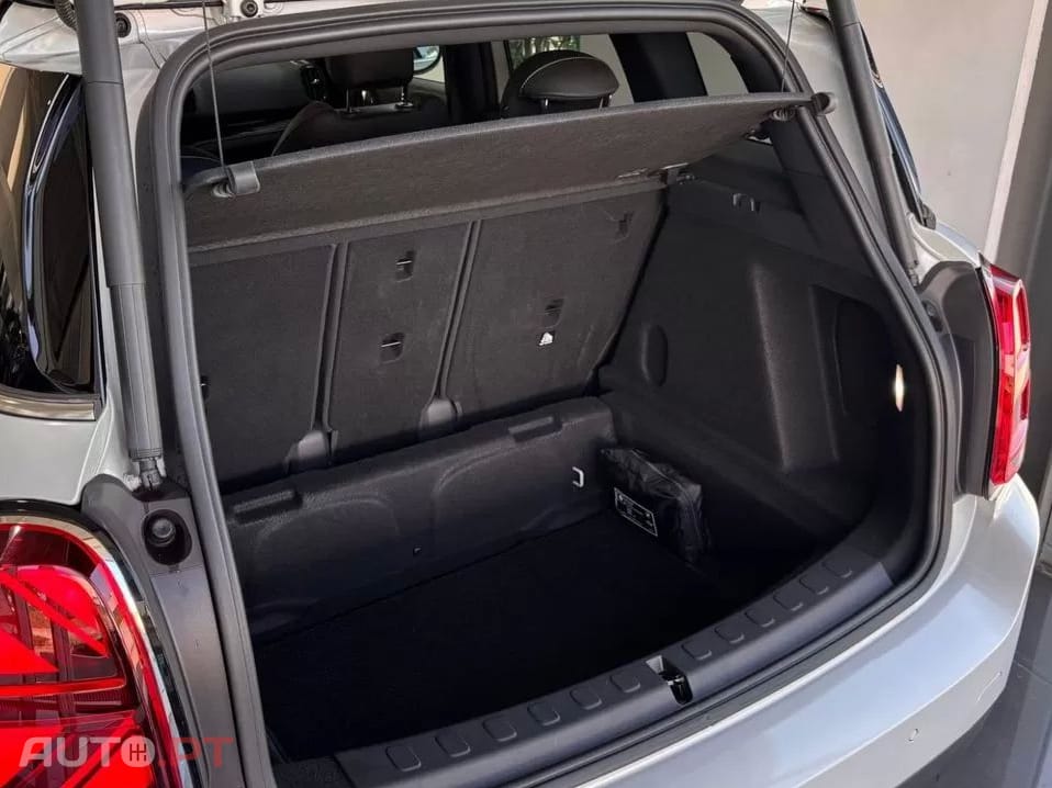 MINI Countryman Cooper Classic Auto