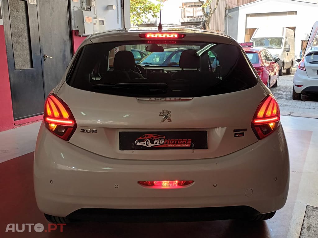 Peugeot 208 1.2 Puretech Allure